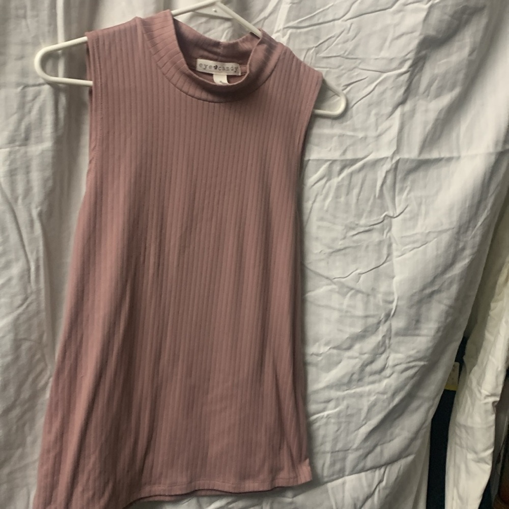 Cute Tank Top !! - Picture 3 of 4
